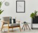 Ruang tamu modern hasil interior design profesional dengan kursi kayu, meja kopi bundar, dan dekorasi tanaman menggambarkan kualitas yang dipengaruhi harga interior design
